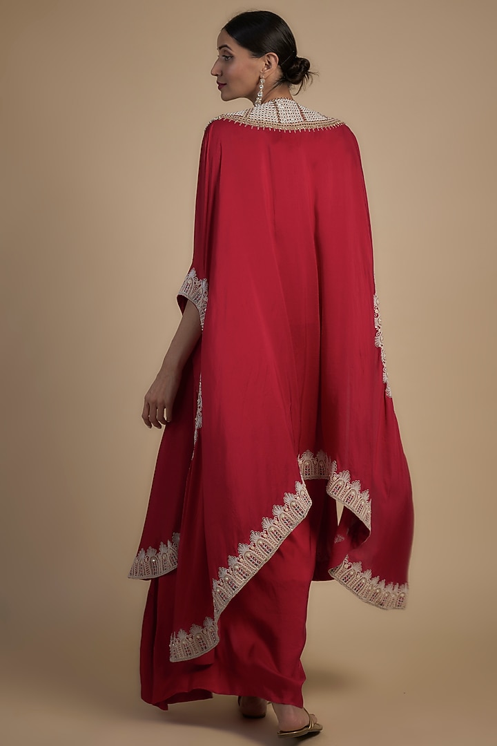 Red Dupion Silver Thread Embroidered Cape Set by Minaxi Dadoo at Pernia's Pop Up Shop
