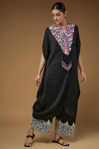 Black Dupion Embroidered Kaftan Set by Minaxi Dadoo