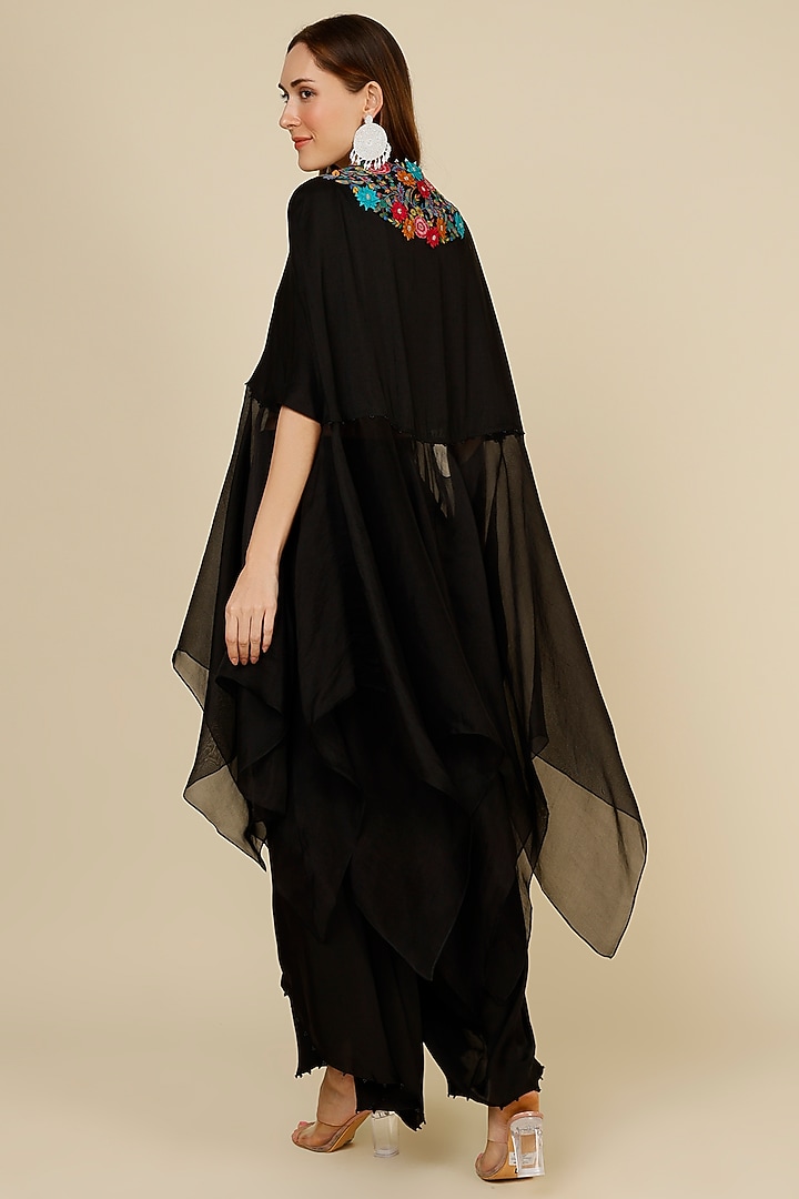 Black Dupion Cape Set by Minaxi Dadoo at Pernia's Pop Up Shop