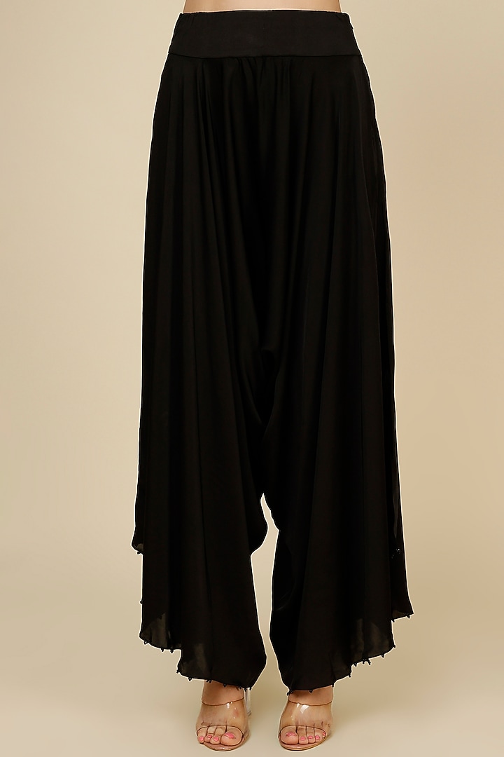 Black Dupion Cape Set by Minaxi Dadoo at Pernia's Pop Up Shop