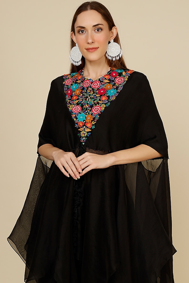 Black Dupion Cape Set by Minaxi Dadoo at Pernia's Pop Up Shop