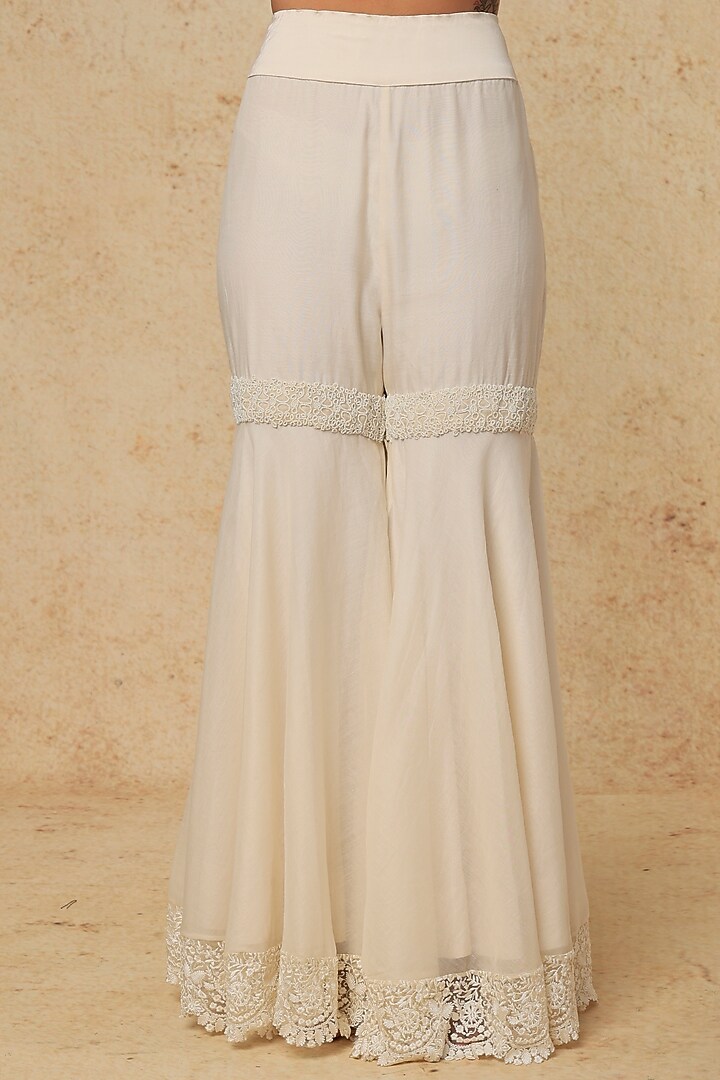 Ivory Chanderi Gharara Set by Minaxi Dadoo at Pernia's Pop Up Shop