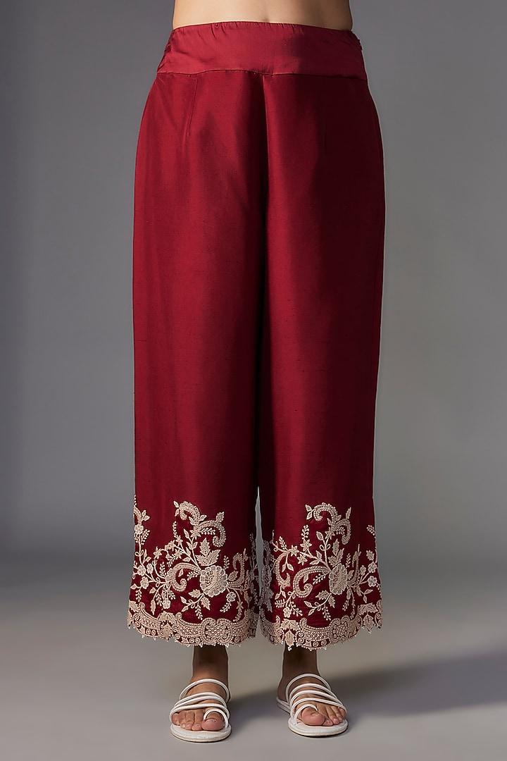 Maroon Organza Pearl & Lace Embroidered Cape Set by Minaxi Dadoo at Pernia's Pop Up Shop