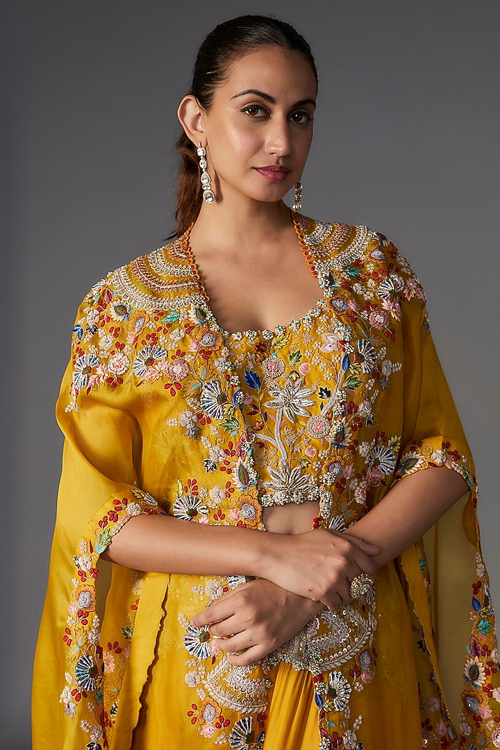 Yellow Organza Sequins & Thread Embroidered Cape Set by Minaxi Dadoo at Pernia's Pop Up Shop