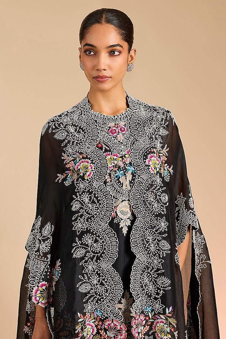 Black Silk & Organza Thread Embroidered Cape Set by Minaxi Dadoo at Pernia's Pop Up Shop