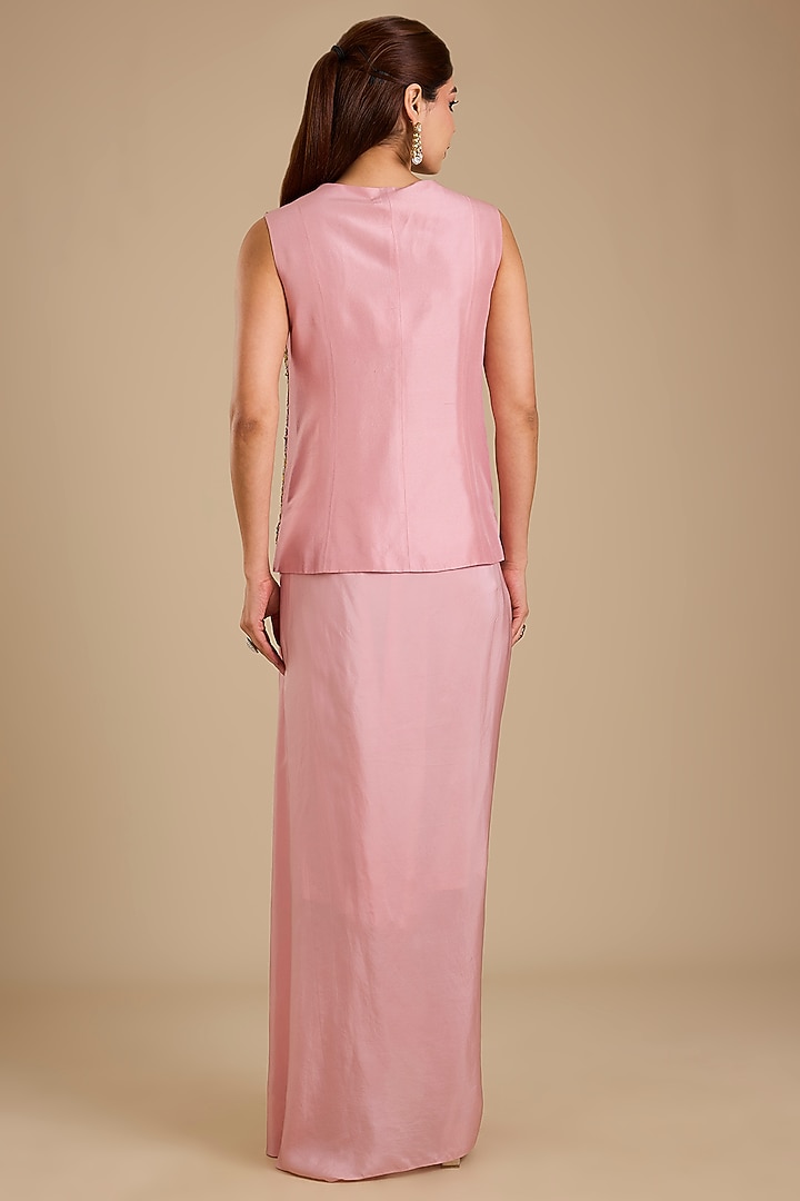 Pink Organza Embroidered Cape Set by Minaxi Dadoo at Pernia's Pop Up Shop
