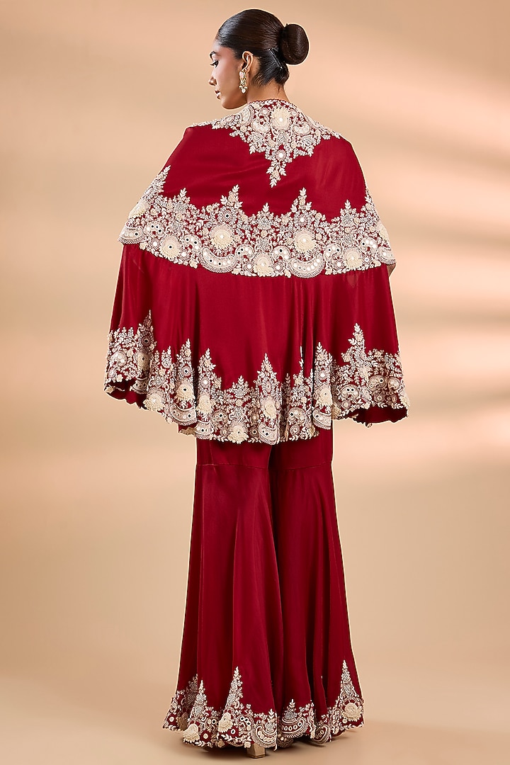Maroon Dupion Threadwork Cape Set by Minaxi Dadoo at Pernia's Pop Up Shop