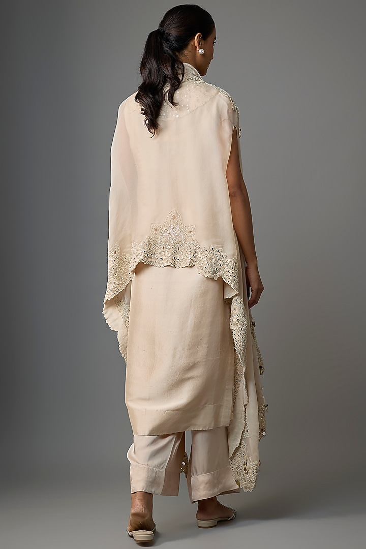 Beige Silk & Organza Thread Embroidered Kurta Set by Minaxi Dadoo at Pernia's Pop Up Shop