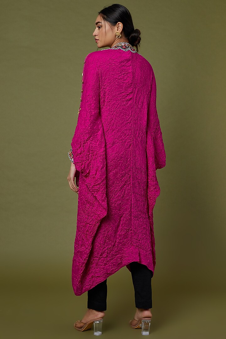 Fuchsia Dupion Embroidered Kaftan Set by Minaxi Dadoo at Pernia's Pop Up Shop
