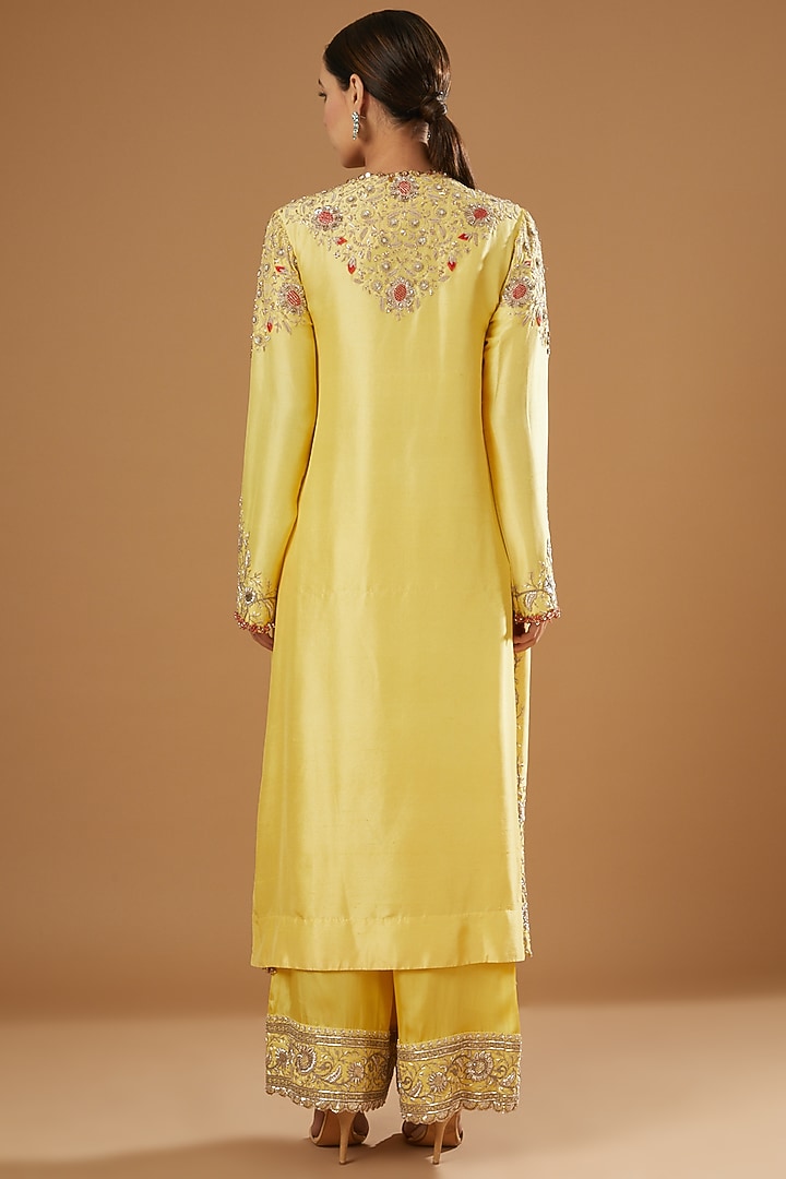 Yellow Embroidered Kurta Set by Minaxi Dadoo at Pernia's Pop Up Shop