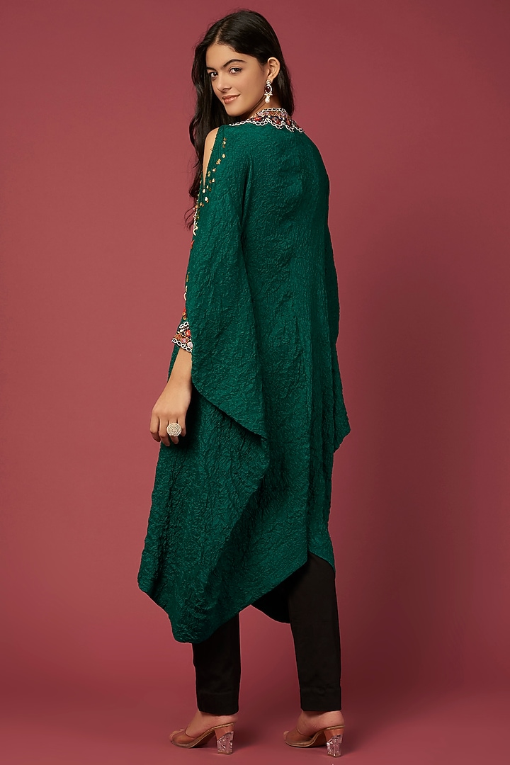 Green Dupion Silk Embroidered Kaftan Set by Minaxi Dadoo at Pernia's Pop Up Shop
