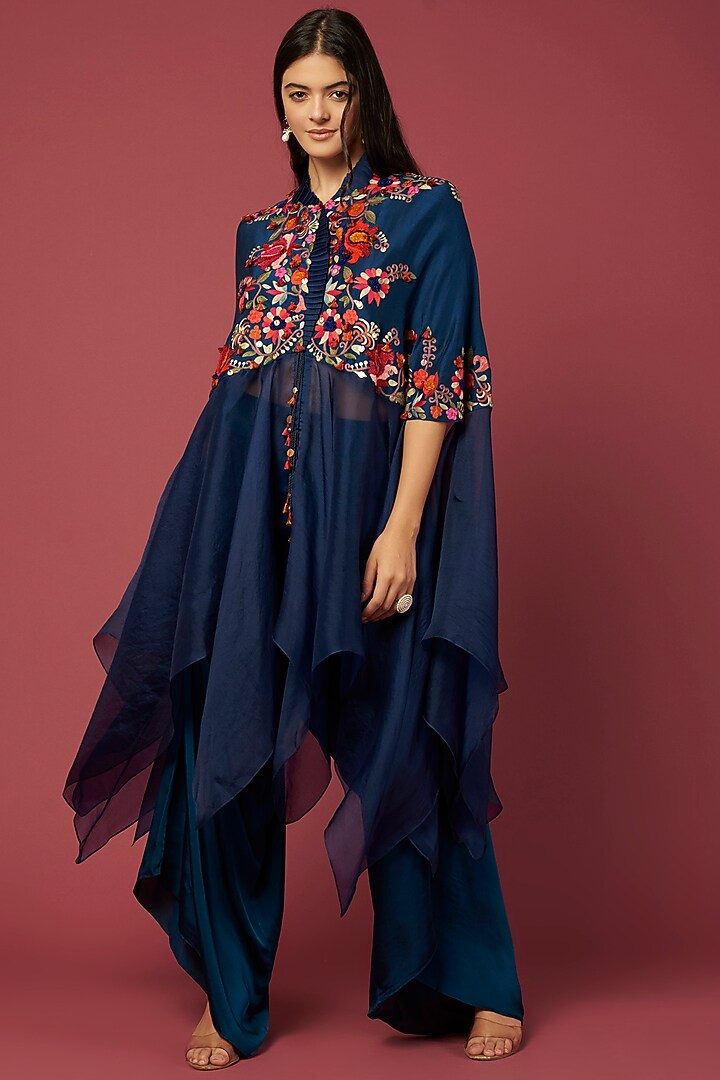 Peacock Blue Organza Cape Set by Minaxi Dadoo at Pernia's Pop Up Shop
