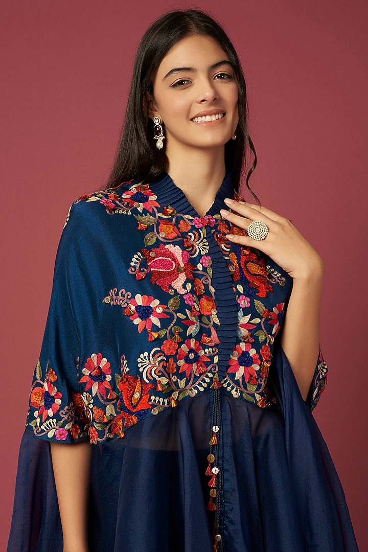 Peacock Blue Organza Cape Set by Minaxi Dadoo at Pernia's Pop Up Shop