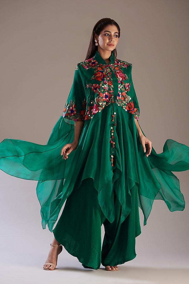 Green Silk Embroidered Cape Set by Minaxi Dadoo at Pernia's Pop Up Shop
