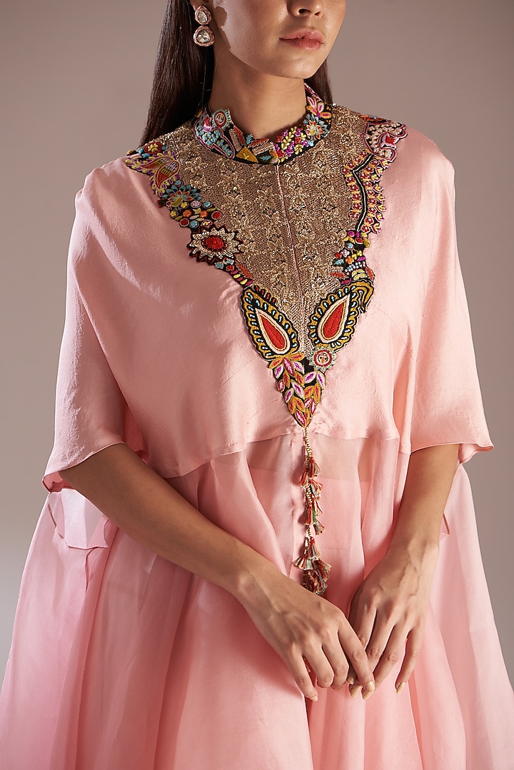 Pink Organza Embroidered Cape Set by Minaxi Dadoo at Pernia's Pop Up Shop