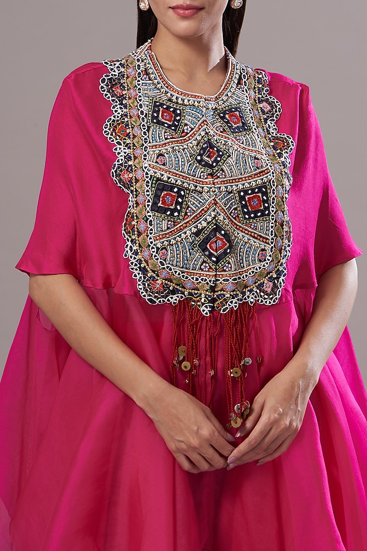 Pink Dupion & Organza Embroidered Hankey Cape Set by Minaxi Dadoo at Pernia's Pop Up Shop