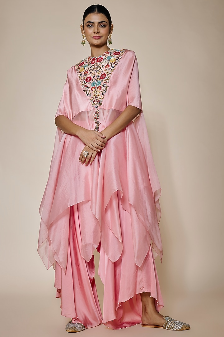Pink Dupion Embroidered Handkerchief Cape Set by Minaxi Dadoo at Pernia's Pop Up Shop