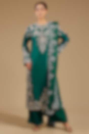 Green Dupion Pearl Work Straight Kurta Set by Minaxi Dadoo at Pernia's Pop Up Shop