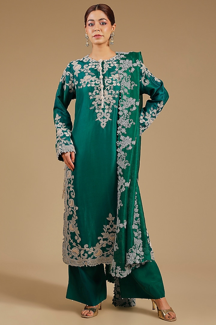 Green Dupion Pearl Work Straight Kurta Set by Minaxi Dadoo at Pernia's Pop Up Shop