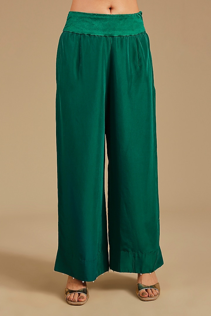 Green Dupion Pearl Work Straight Kurta Set by Minaxi Dadoo at Pernia's Pop Up Shop