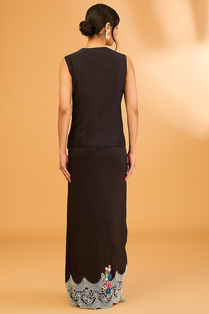 Black Silk Pearl Work Pick-Up Skirt Set by Minaxi Dadoo at Pernia's Pop Up Shop