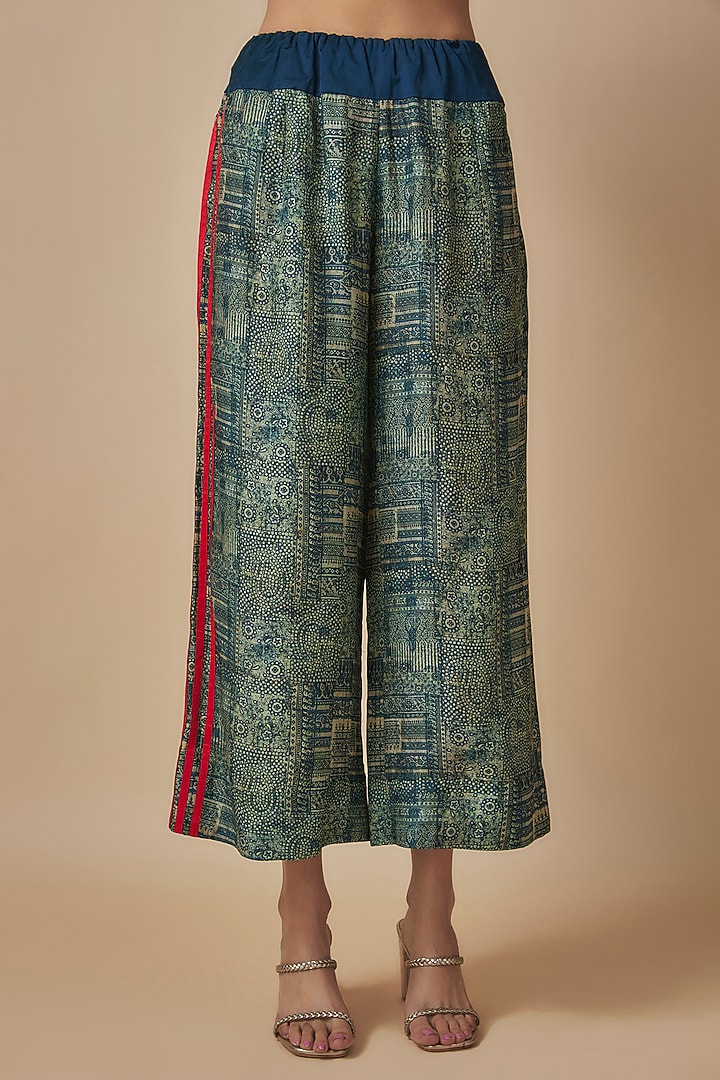 Blue Silk Printed Kaftan Set by Minaxi Dadoo at Pernia's Pop Up Shop