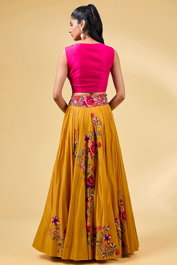 Yellow Chanderi Skirt Set by Minaxi Dadoo at Pernia's Pop Up Shop