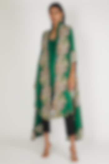 Deep Green Embroidered Tunic Set With Cape by Minaxi Dadoo at Pernia's Pop Up Shop