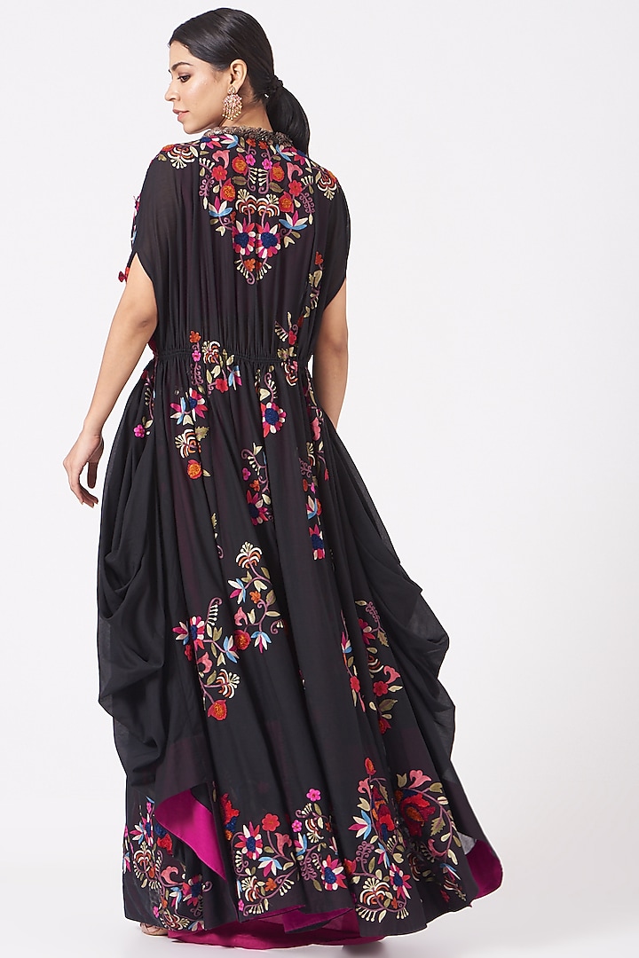 Black Silk Thread Embroidered Kaftan Cape Set by Minaxi Dadoo at Pernia's Pop Up Shop