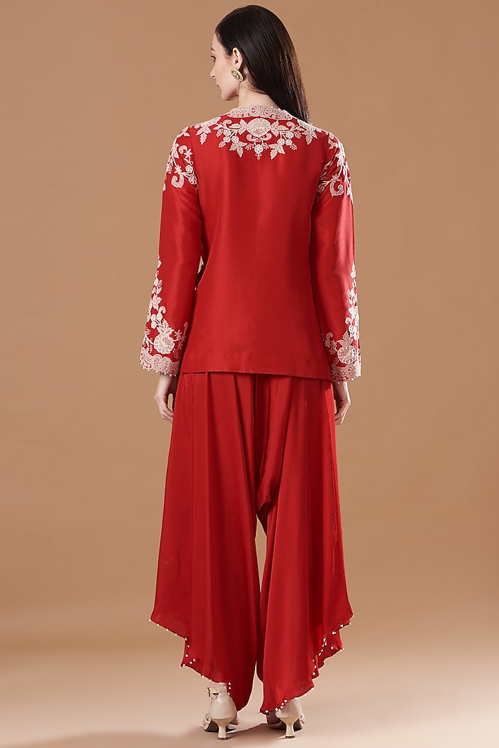 Red Dupion Embroidered Kurta Set by Minaxi Dadoo at Pernia's Pop Up Shop