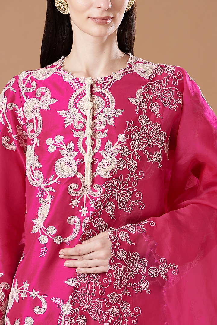 Rani Pink Dupion Embroidered Kurta Set by Minaxi Dadoo at Pernia's Pop Up Shop
