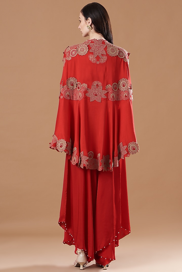 Red Dupion Embroidered Cape Set by Minaxi Dadoo at Pernia's Pop Up Shop