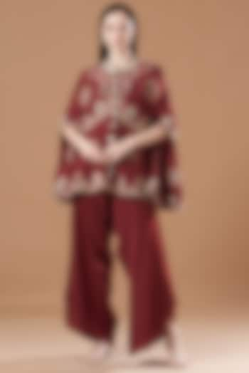 Maroon Dupion Embroidered Cape Set by Minaxi Dadoo at Pernia's Pop Up Shop