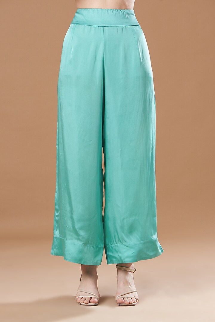 Firozi Blue Crushed Dupion Kaftan Set by Minaxi Dadoo at Pernia's Pop Up Shop