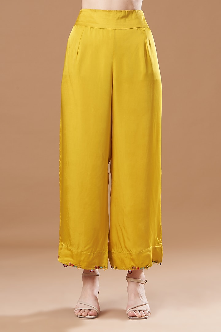 Yellow Crushed Dupion Embroidered Kaftan Set by Minaxi Dadoo at Pernia's Pop Up Shop