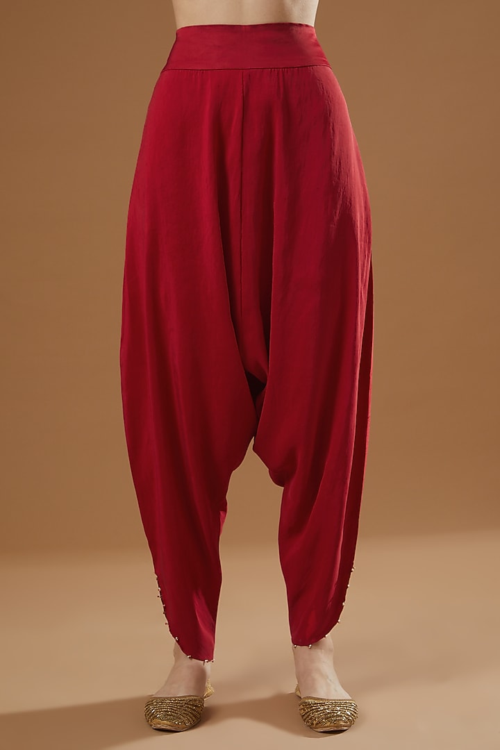 Red Dupion Cape Set by Minaxi Dadoo at Pernia's Pop Up Shop