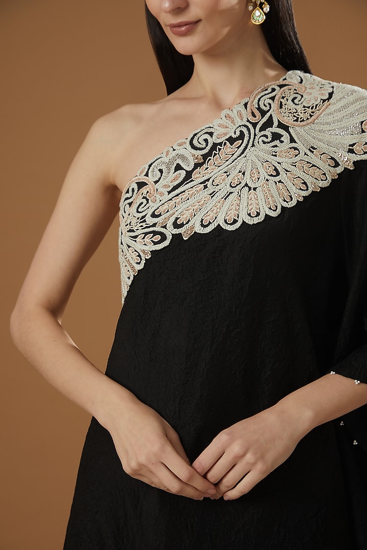Black Dupion Off-Shoulder Tunic Set by Minaxi Dadoo at Pernia's Pop Up Shop