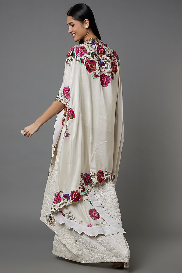 Ivory Dupion Embroidered Cape Set by Minaxi Dadoo at Pernia's Pop Up Shop
