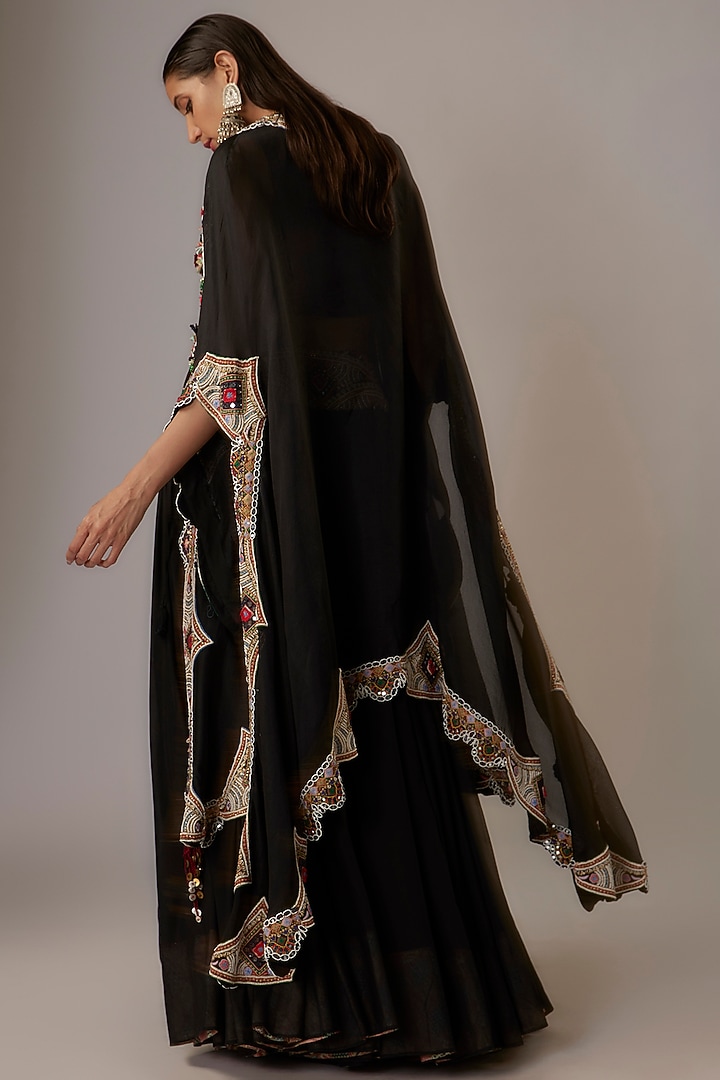 Black Organza & Silk Thread Embroidered Jacket Tiered Bridal Lehenga Set by Minaxi Dadoo at Pernia's Pop Up Shop