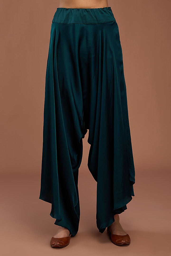 Peacock Blue Dupion Mirror Work Cape Set by Minaxi Dadoo at Pernia's Pop Up Shop