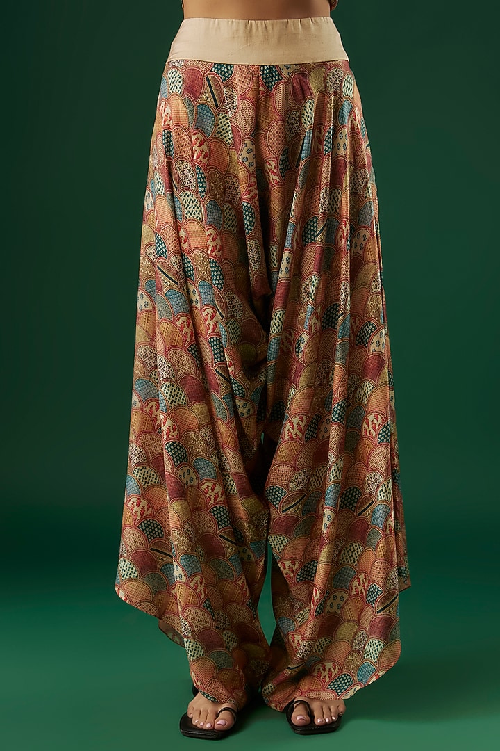 Multi-Colored Silk Printed & Thread Embroidered Cape Set by Minaxi Dadoo at Pernia's Pop Up Shop