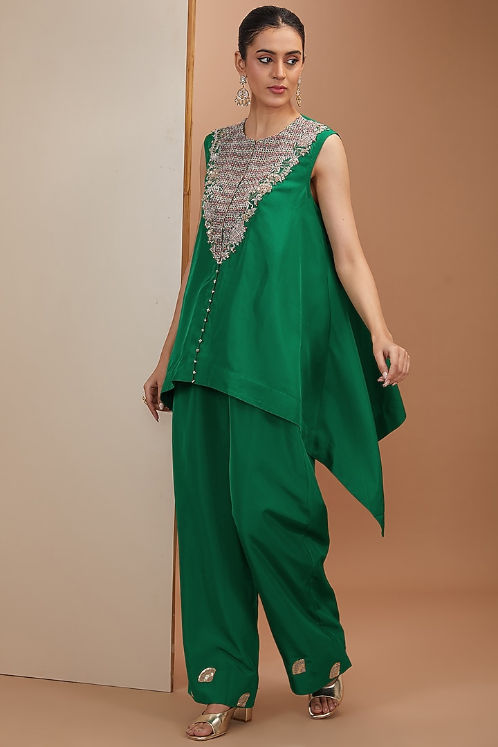 Green Dupion Silk Thread Embroidered Butterfly Cape Set by Minaxi Dadoo at Pernia's Pop Up Shop