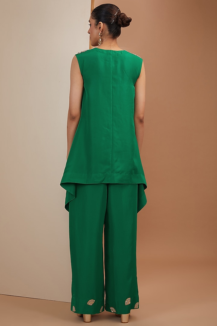 Green Dupion Silk Thread Embroidered Butterfly Cape Set by Minaxi Dadoo at Pernia's Pop Up Shop