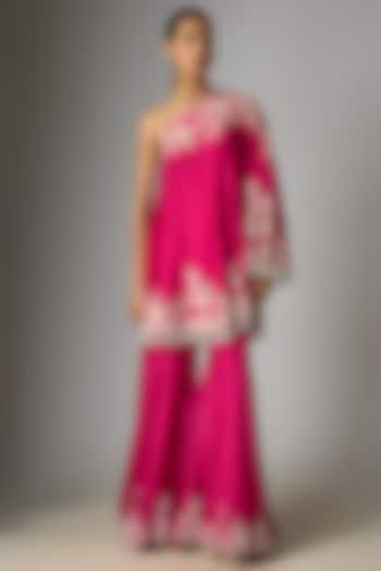Rani Pink Silk & Organza Pearl Work Gharara Set by Minaxi Dadoo at Pernia's Pop Up Shop
