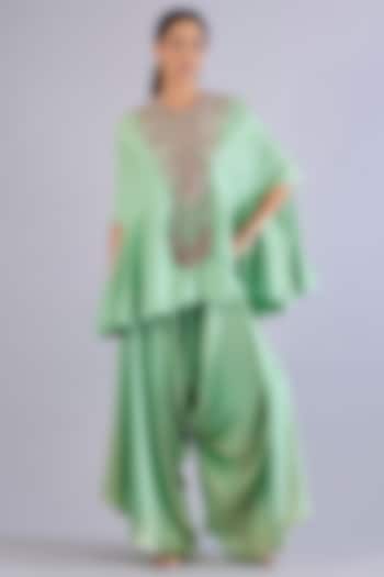 Green Dupion Silk Thread Work Cape Set by Minaxi Dadoo at Pernia's Pop Up Shop