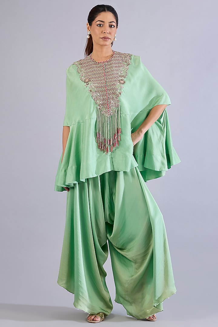 Green Dupion Silk Thread Work Cape Set by Minaxi Dadoo at Pernia's Pop Up Shop