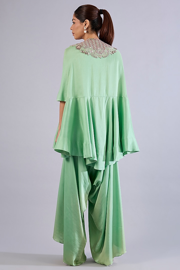 Green Dupion Silk Thread Work Cape Set by Minaxi Dadoo at Pernia's Pop Up Shop