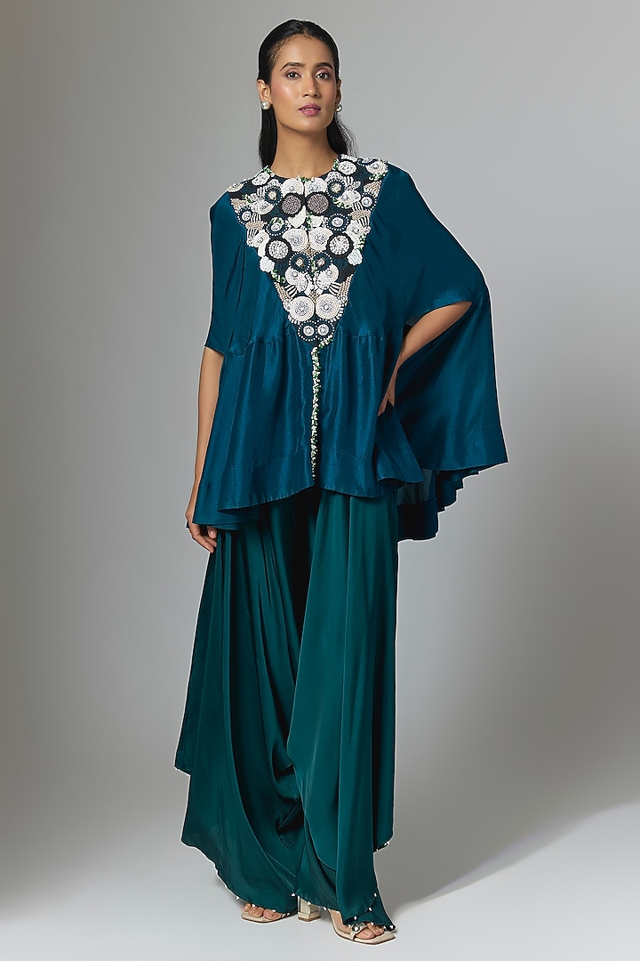 Peacock Blue China Dupion Embroidered Cape Set by Minaxi Dadoo at Pernia's Pop Up Shop
