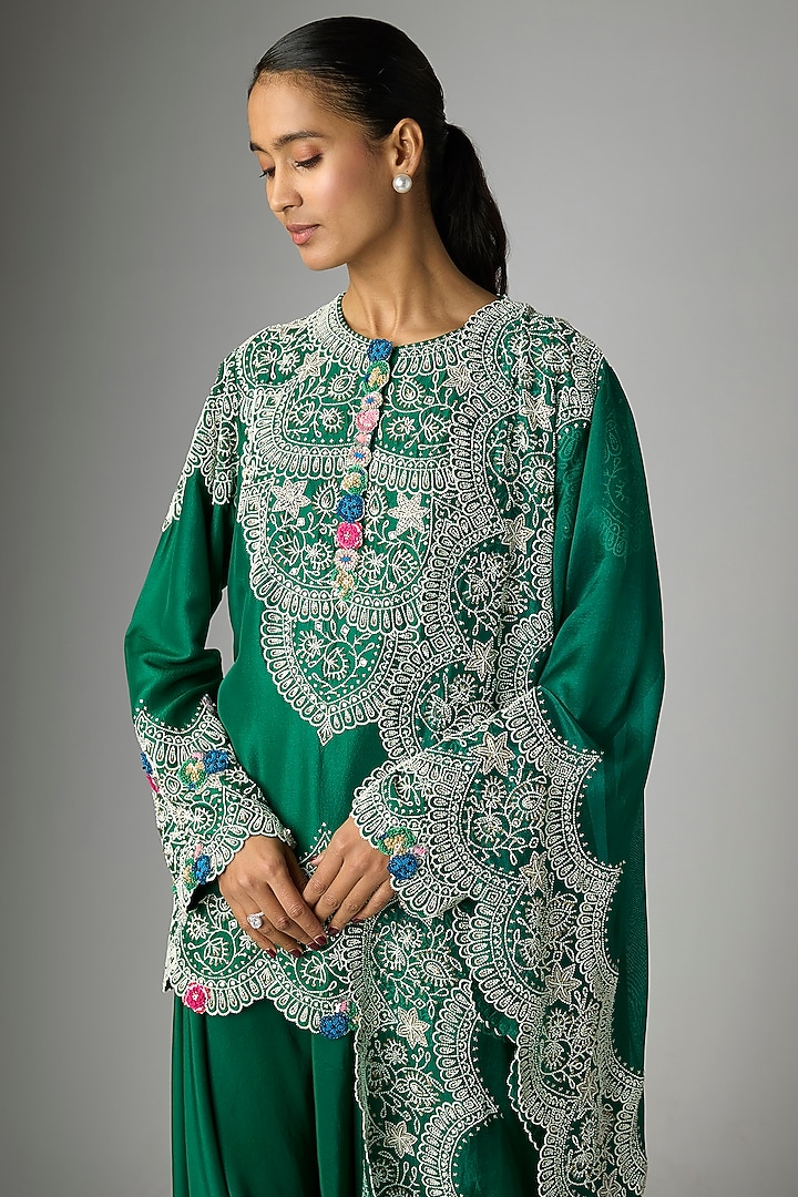 Green Dupion Pearl Work Kurta Set by Minaxi Dadoo at Pernia's Pop Up Shop