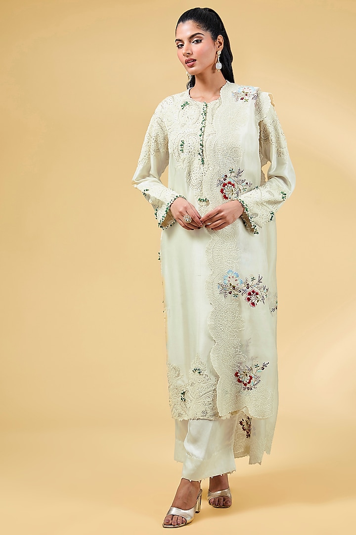 Ivory Dupion Silk Dori Work Kurta Set by Minaxi Dadoo at Pernia's Pop Up Shop